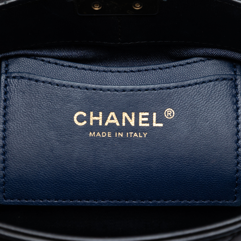 Pre-Loved Chanel CC Lambskin Elegant Chain Vanity Case - Picture 5 of 6